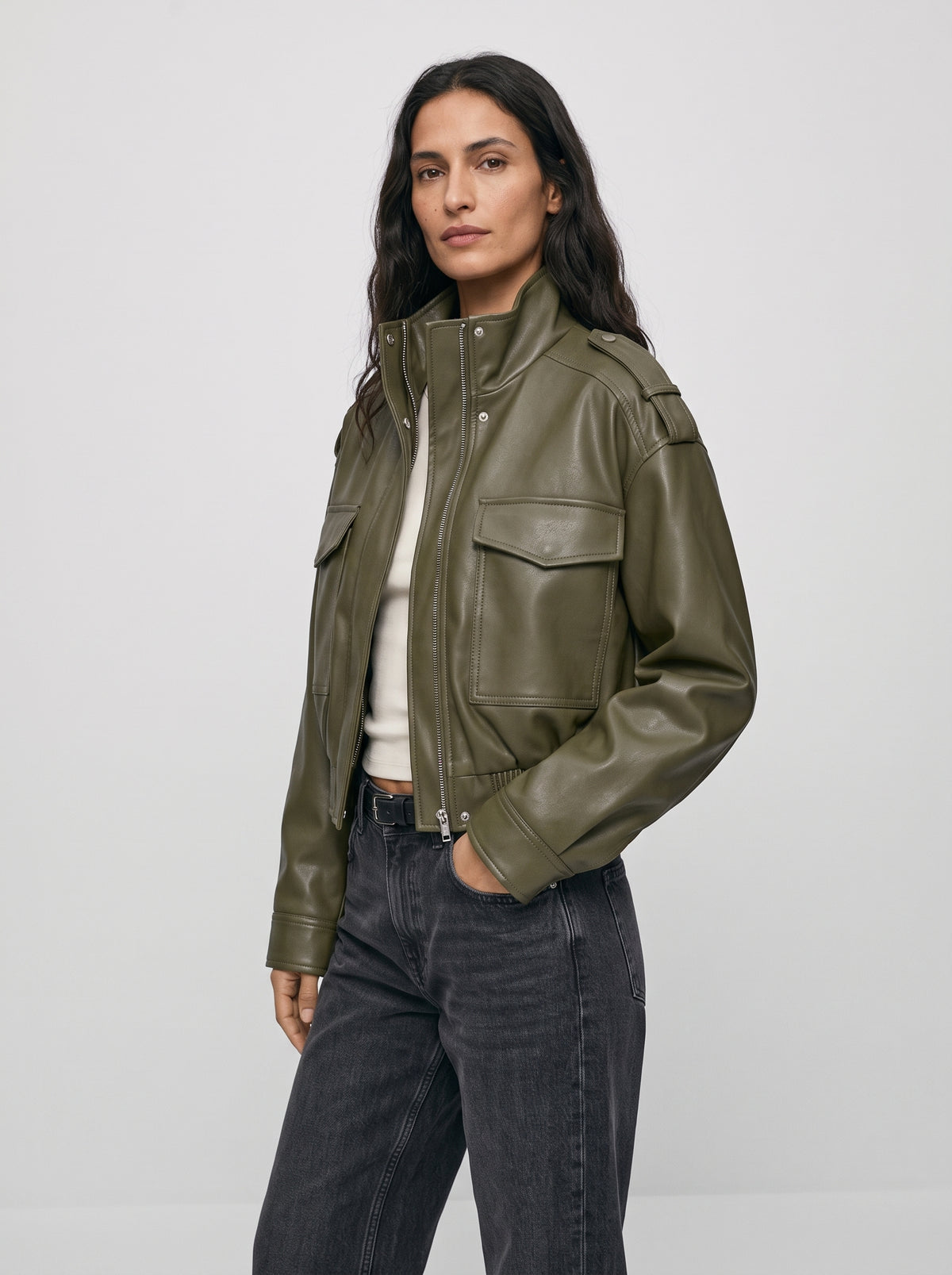 Atila | Chaqueta corta de piel sintética