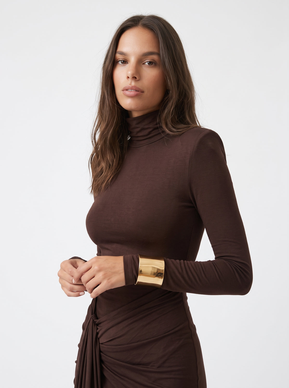 Carmela | Vestido elegante de cuello alto