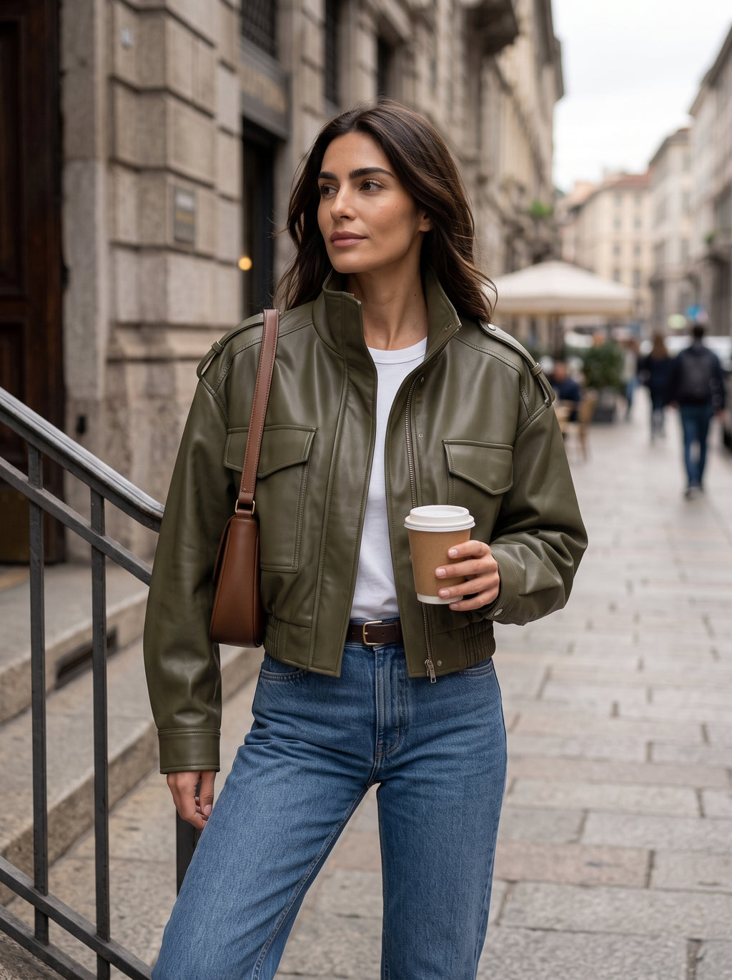Atila | Chaqueta corta de piel sintética