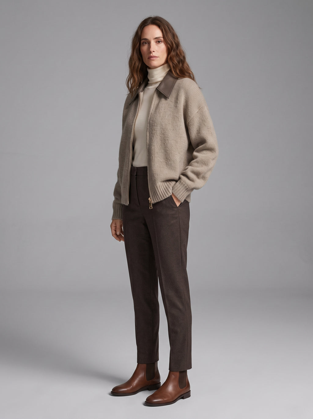 Sabina | Cárdigan corto con cremallera y diseño patchwork