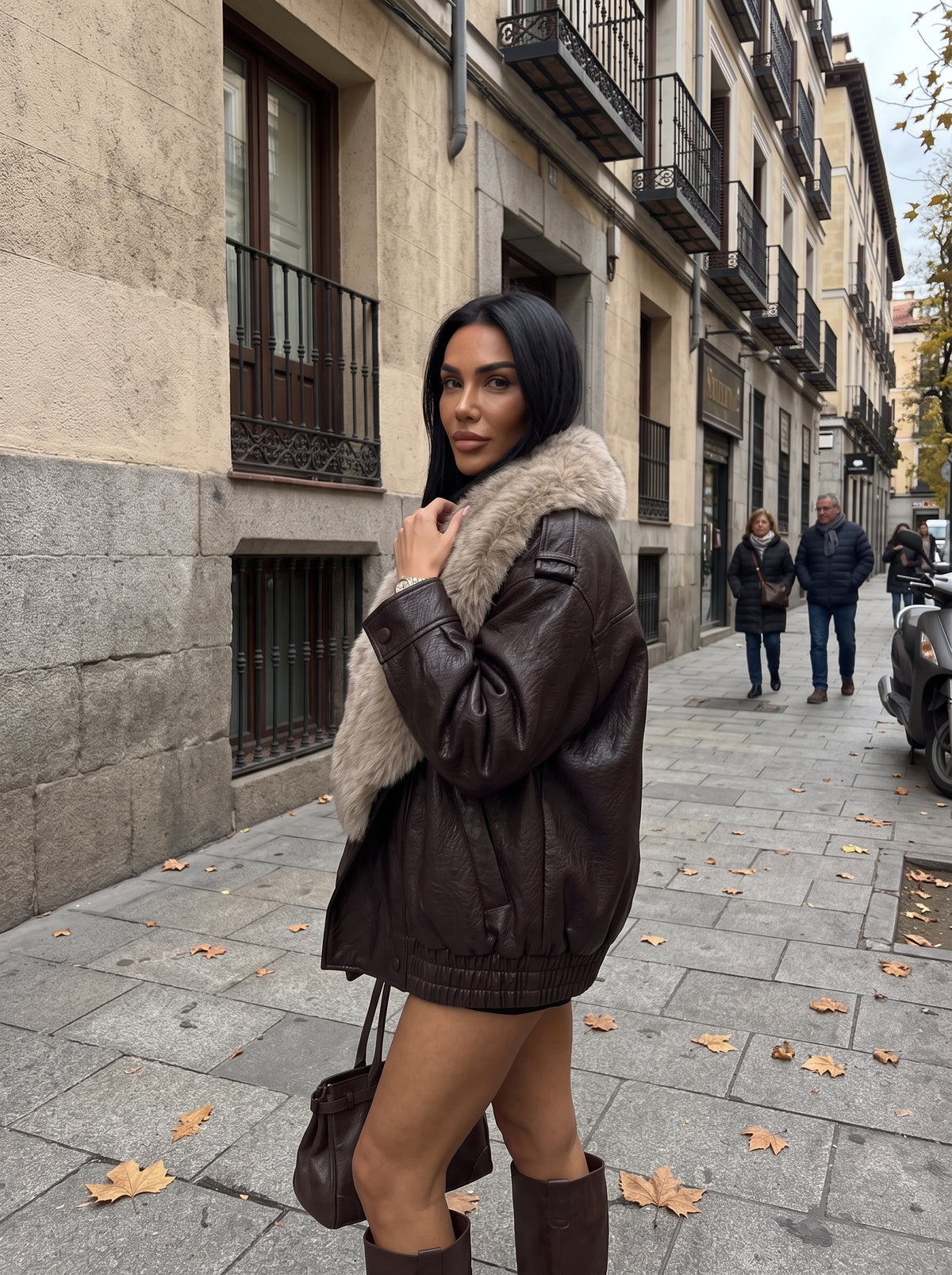 Elena | Chaquetón de cuero y pelo sintético