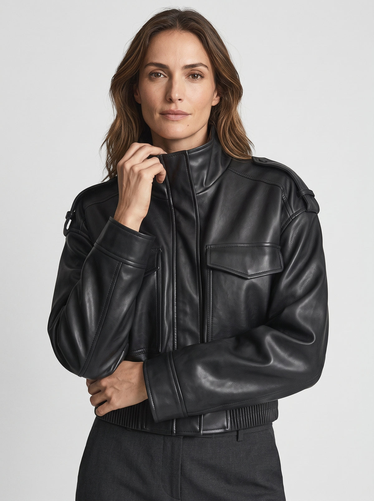 Atila | Chaqueta corta de piel sintética