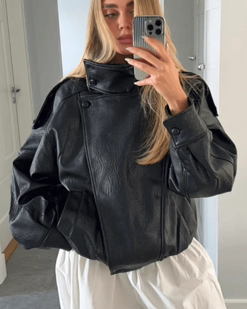 Carlota | Chaqueta de cuero sintético asimétrica